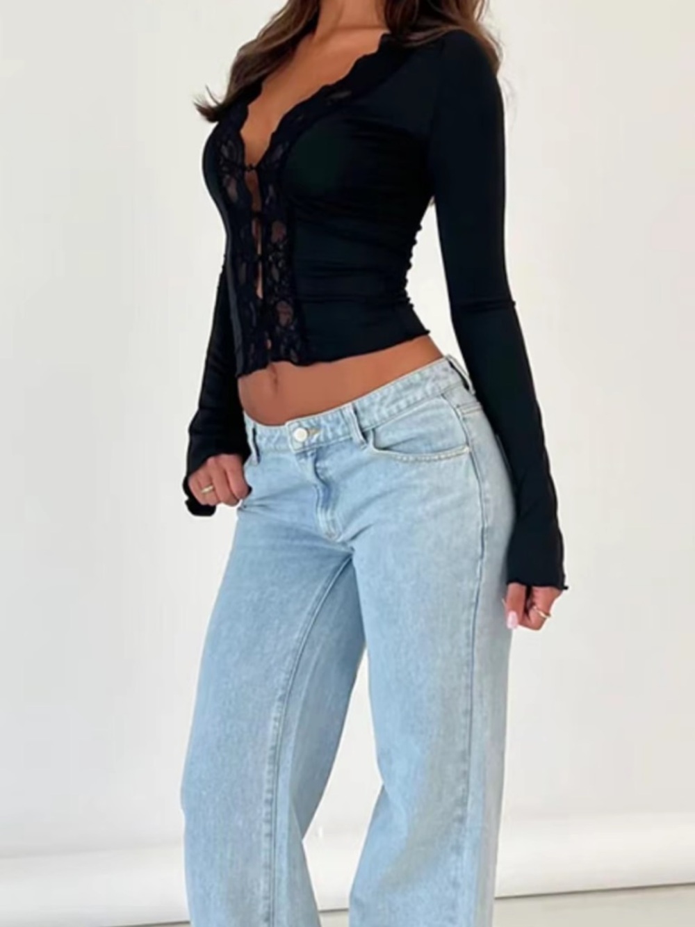 LACE TOP🖤 - Picture 3 of 6